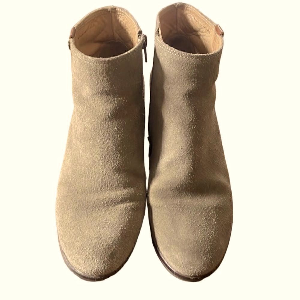 Womens’ Wirth Suede Ankle Booties Size EU39/US9
